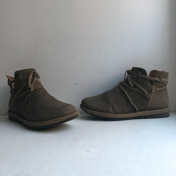 Born Boots Tarklin Ankle Boots Women's 10 Brown Suede Boho Gorpcore Outdoor - Picture 8 of 8